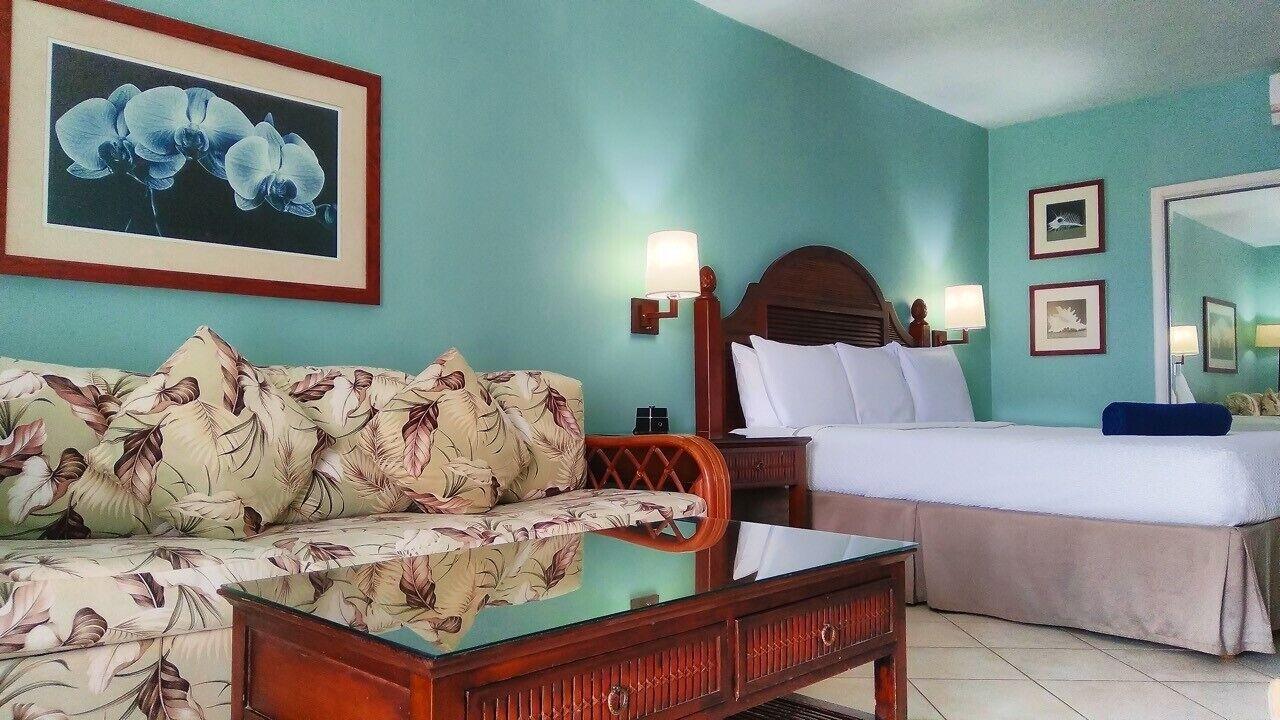 Dickenson Bay Trade Winds Hotel מראה חיצוני תמונה