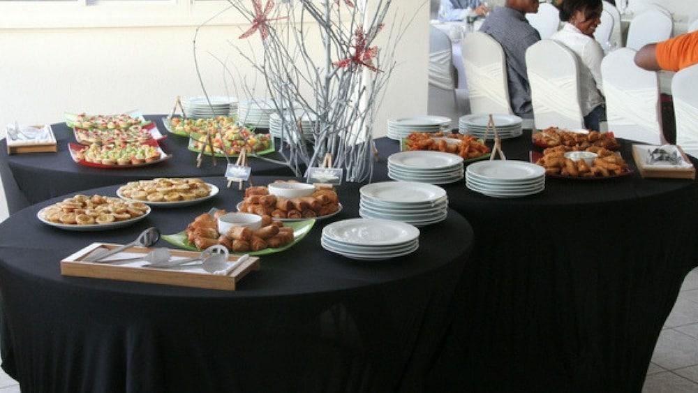 Dickenson Bay Trade Winds Hotel מראה חיצוני תמונה