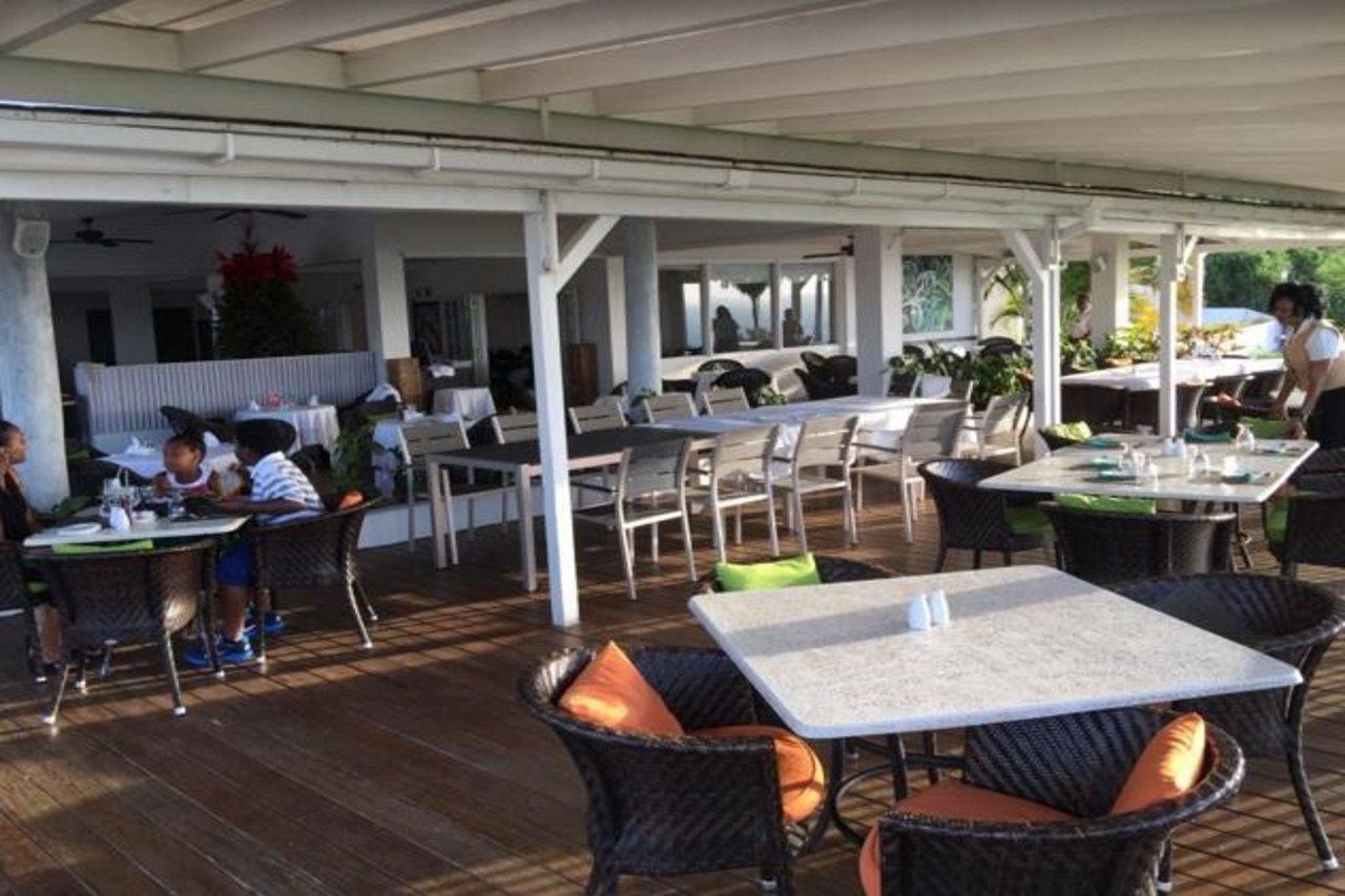 Dickenson Bay Trade Winds Hotel מראה חיצוני תמונה