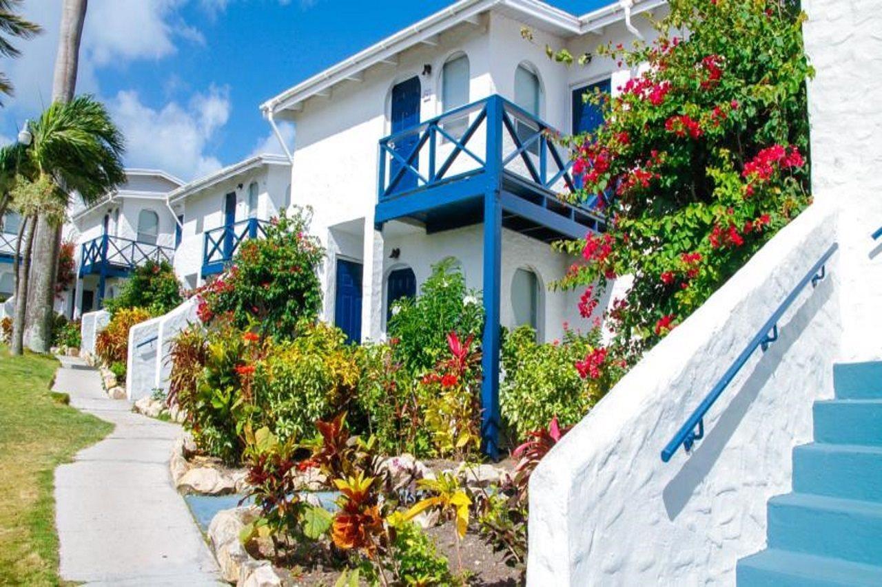 Dickenson Bay Trade Winds Hotel מראה חיצוני תמונה