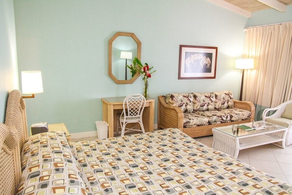 Dickenson Bay Trade Winds Hotel מראה חיצוני תמונה